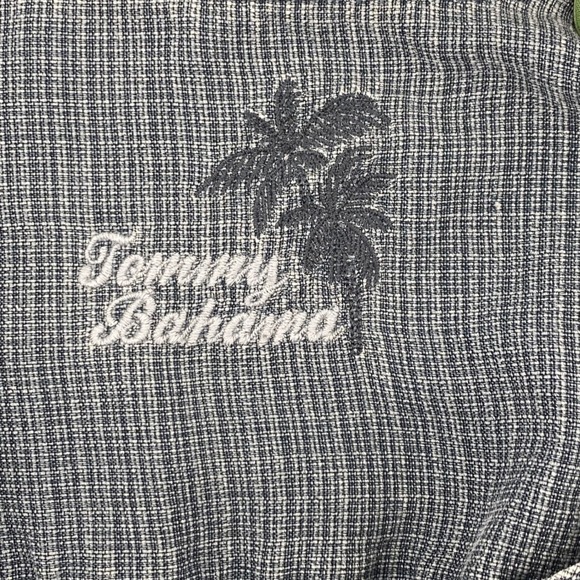 Tommy Bahama Mens Blue Silk Embroidered Pineapple Camp Shirt Medium - Picture 2 of 6